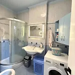 Centre Lions Gate 14 Apartment Tirana