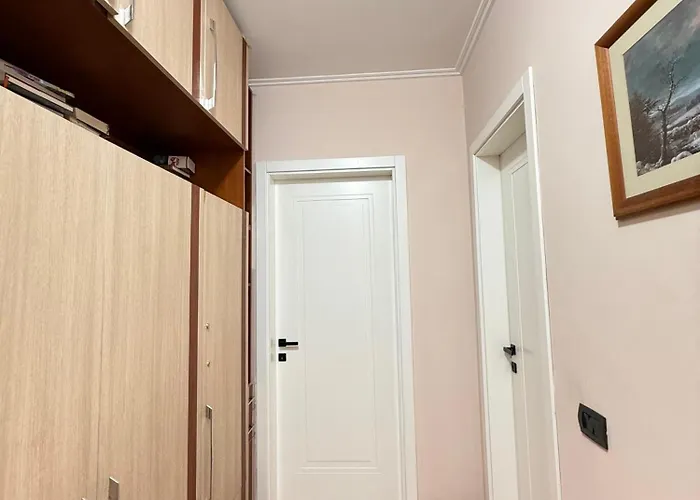 Centre Lions Gate 14 شقة